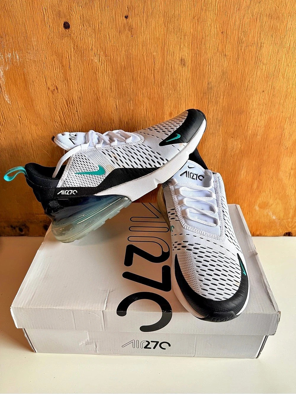 Nike Air Max 270 Athletic Sneakers White & Black US 9.5